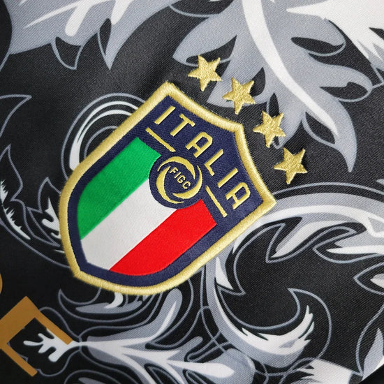 2023 Italy Special Edition Black Kit