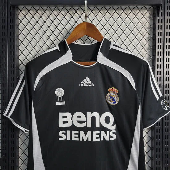 2006/2007 Retro Real Madrid Away Kit