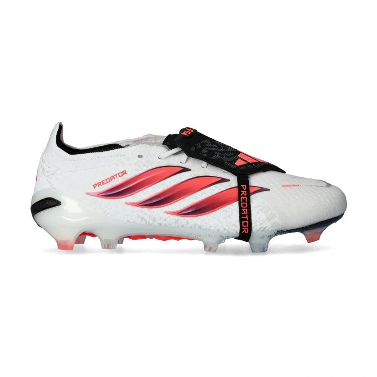 Predator Elite Fold-over Tongue Chaos vs Control FG