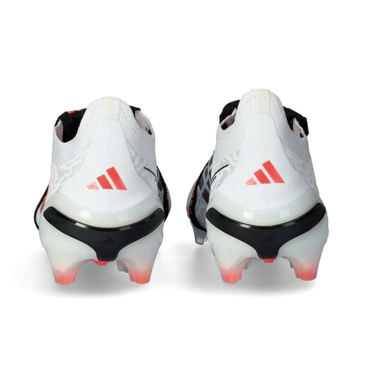 Predator Elite Fold-over Tongue Chaos vs Control FG